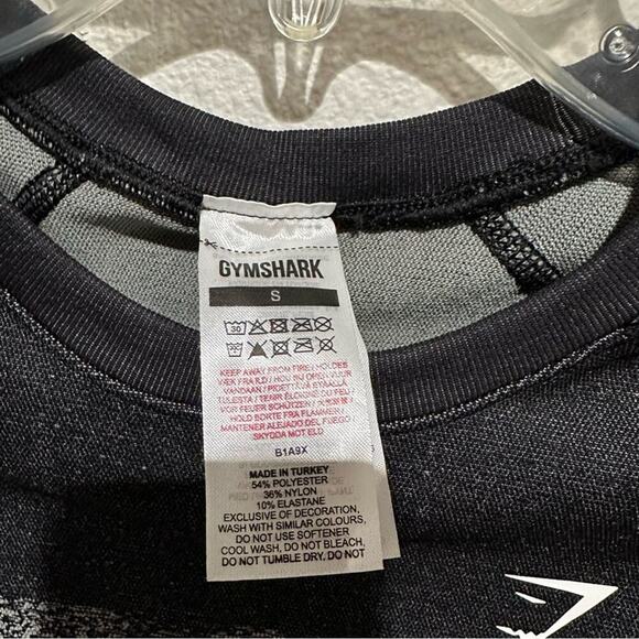 Gymshark Crop Top Black Print SZ S - Picture 7 of 11